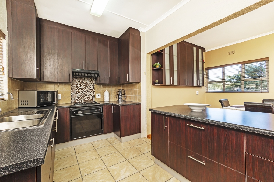 3 Bedroom Property for Sale in Amandelrug Western Cape